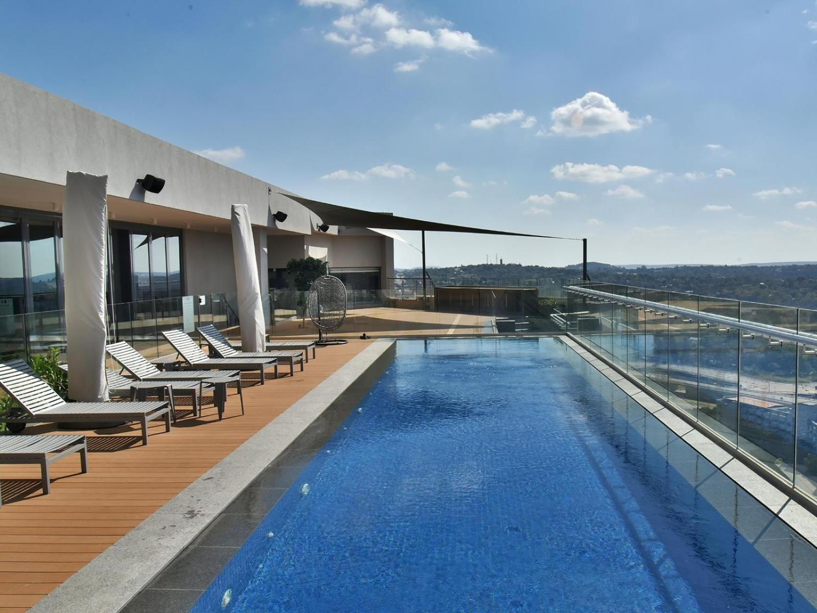 Menlyn Maine Luxury Rentals Pretoria-Noord Esterno foto