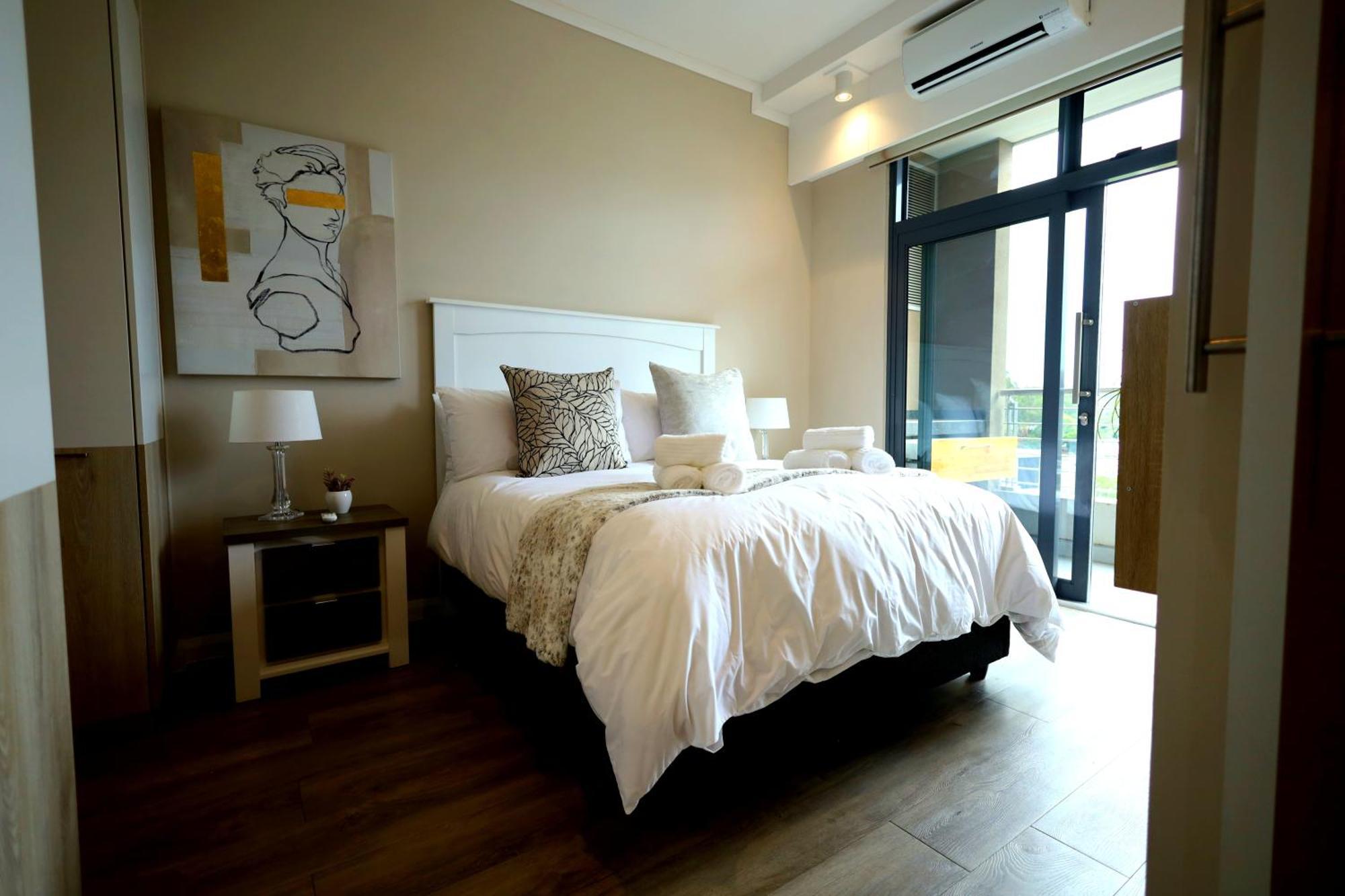 Menlyn Maine Luxury Rentals Pretoria-Noord Esterno foto
