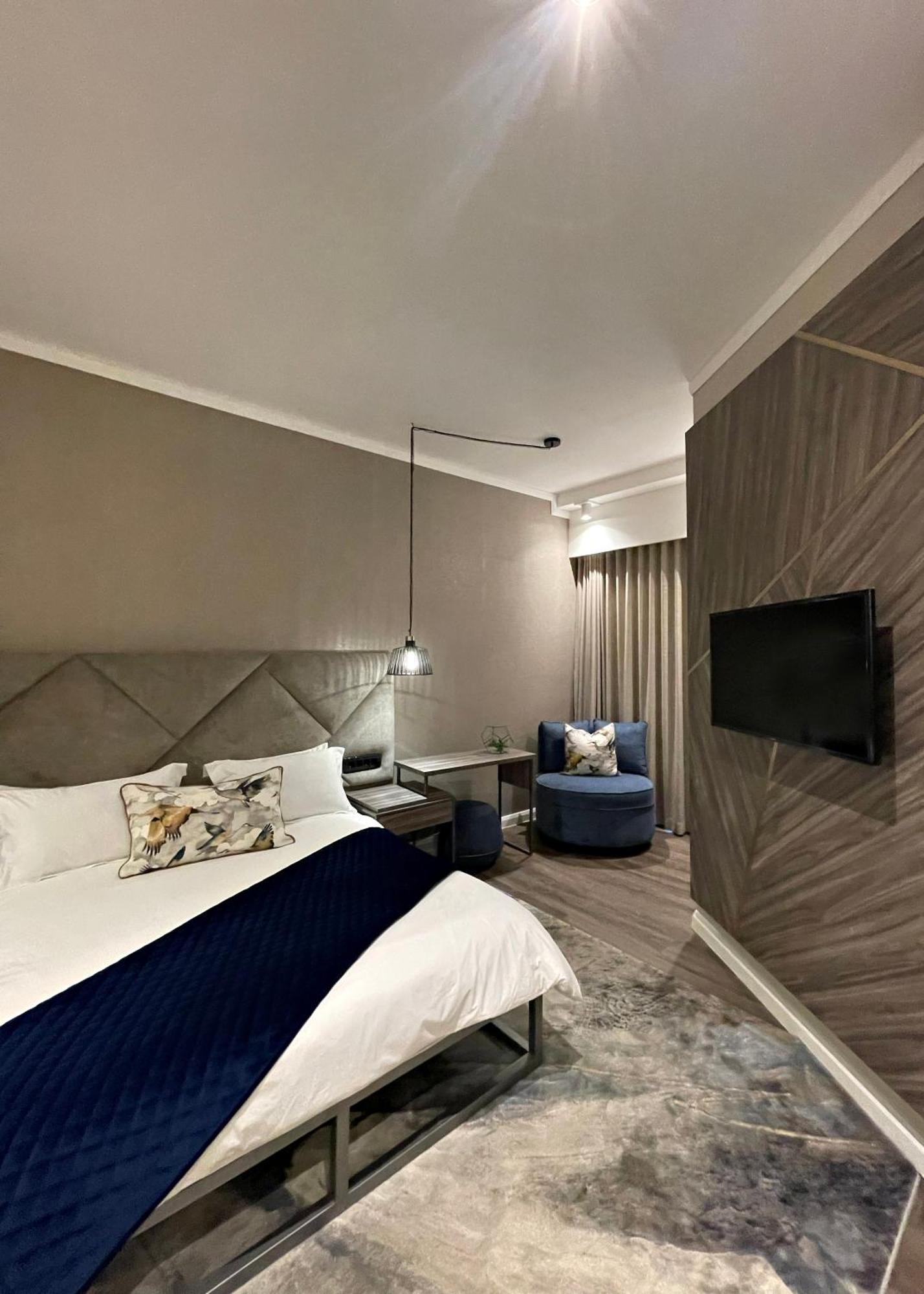 Menlyn Maine Luxury Rentals Pretoria-Noord Esterno foto