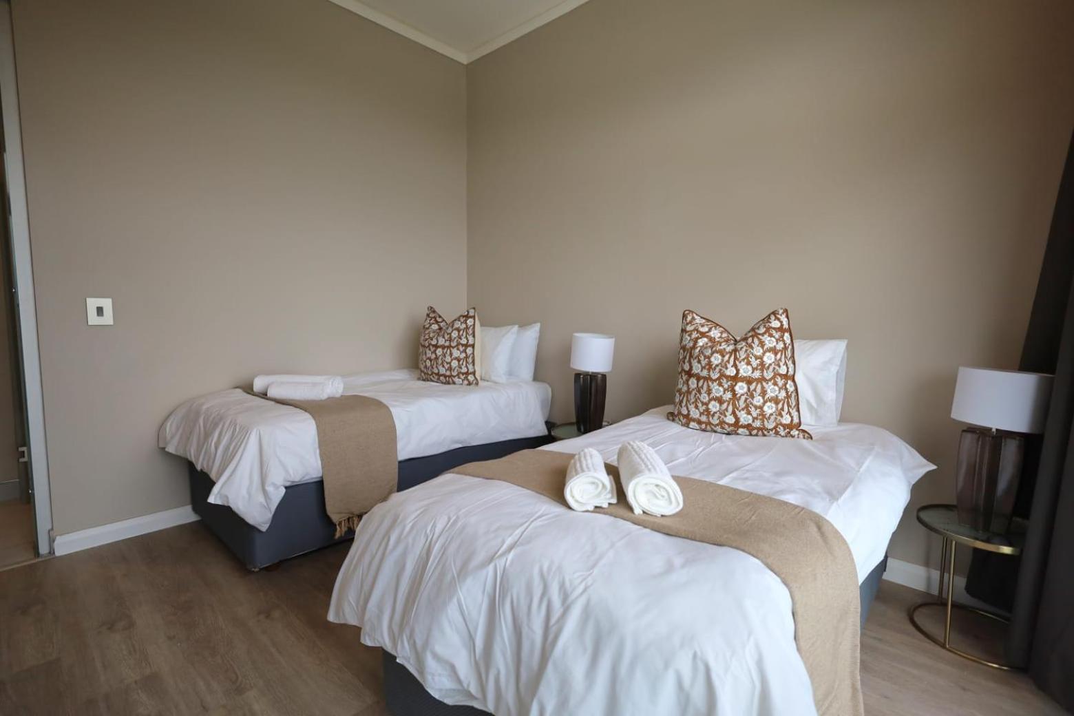 Menlyn Maine Luxury Rentals Pretoria-Noord Esterno foto