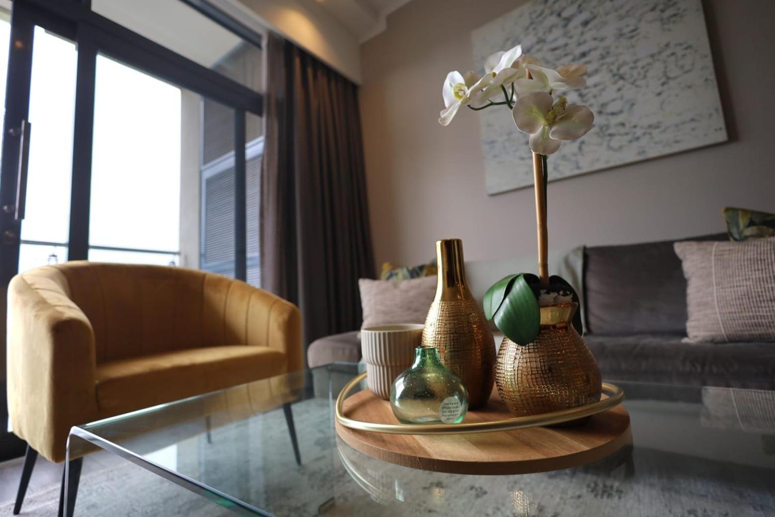 Menlyn Maine Luxury Rentals Pretoria-Noord Esterno foto