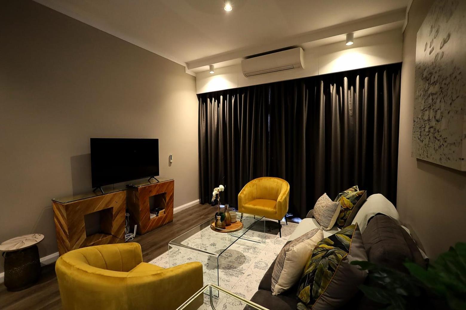 Menlyn Maine Luxury Rentals Pretoria-Noord Esterno foto